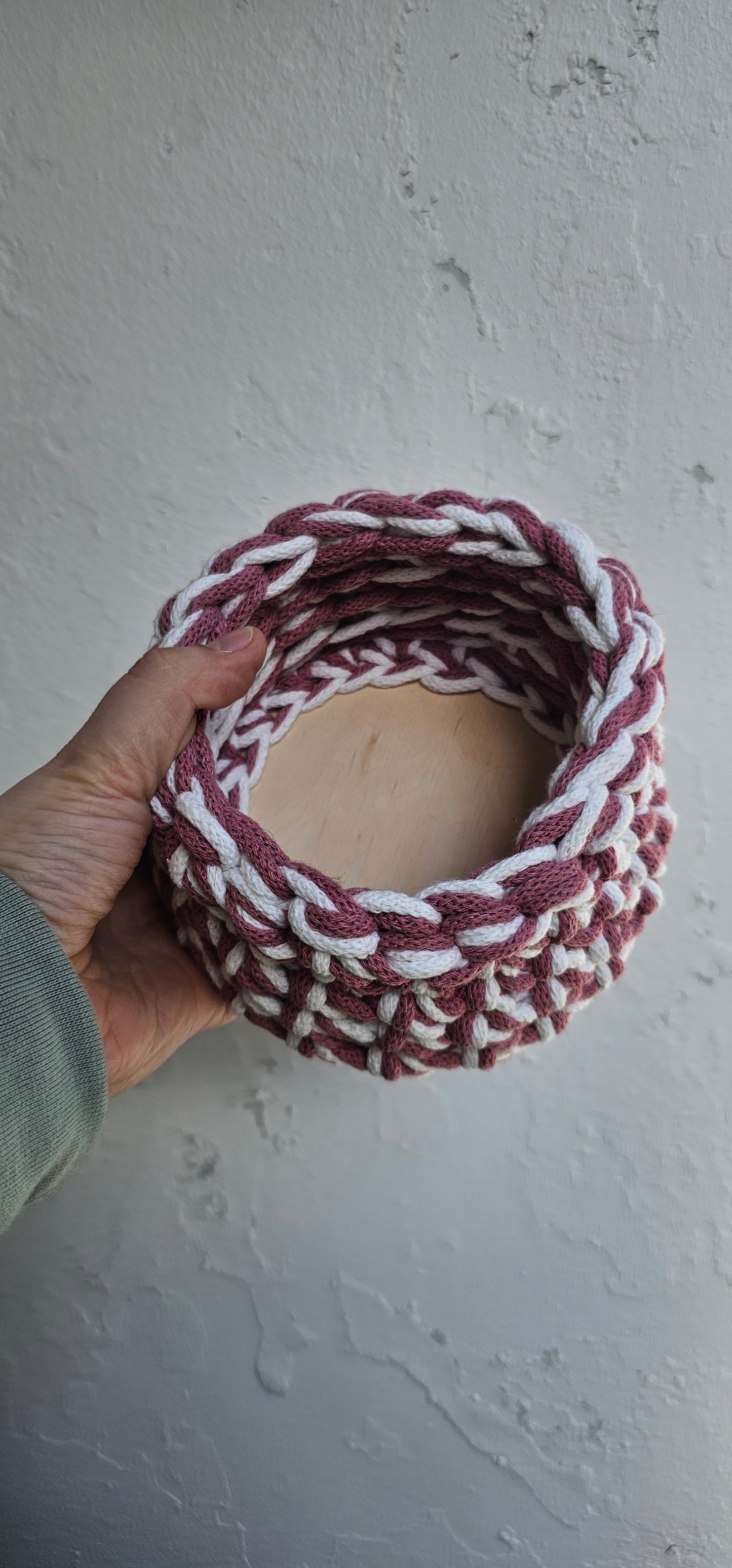 Korb Weiß/Rosa