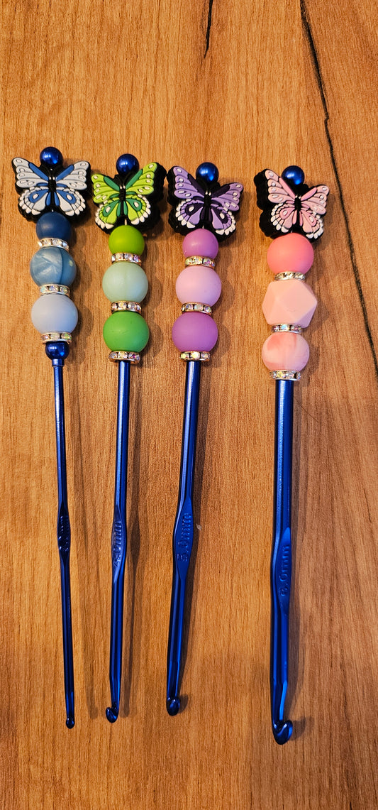Set aus Häkelnadeln